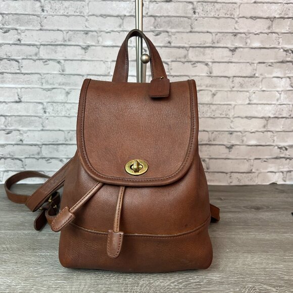 Coach Handbags - Coach 9960 Backpack Brown Leather Turnlock Vintage Daypack